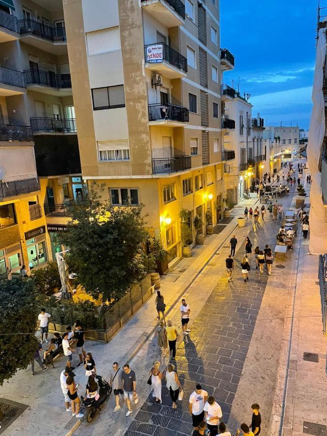 Suite 55 In Centro Trani Eksteriør bilde